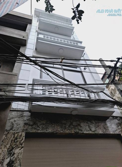 Ô tô đỗ cửa, 20m ra ô tô tránh, giá đỉnh phân khúc diện tích 4