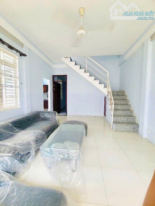HÀNG HIẾM - NHÀ ĐẸP 3 TẦNG LÊ QUANG ĐỊNH 75M2 - NGANG 6M- NỞ HẬU - HẺM SẠCH SẼ