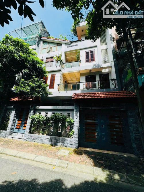 Biệt Thự Khu Vip Cầu Giấy Lão Thành Cách Mạng 125m2 5 Tầng Gara Mt10m Oto Đỗ Ngày Đêm