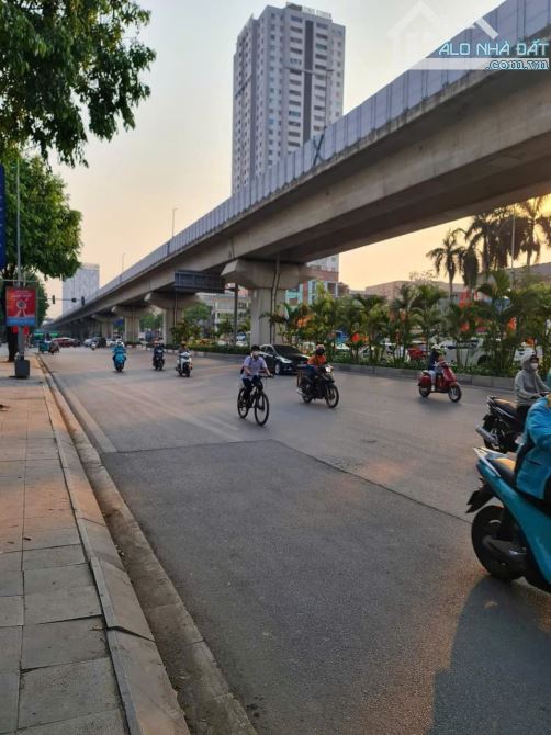 SIÊU PHẨM NGUYỄN TRÃI-HÀ ĐÔNG,VỈA HÈ ÔTÔ TRÁNH MẶT PHỐ KD SẦM UẤT,112M,MT11M,GIÁ 29,99 TỶ