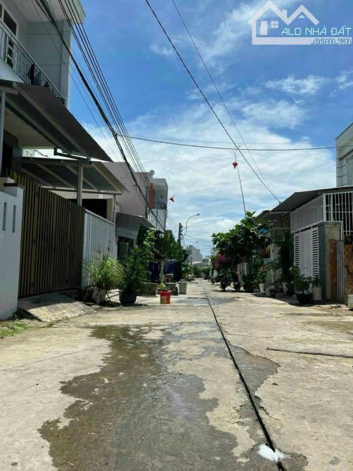 Bán lô đất gần biển, bến du thuyền - sổ hồng full ODT tặng nhà cấp 4