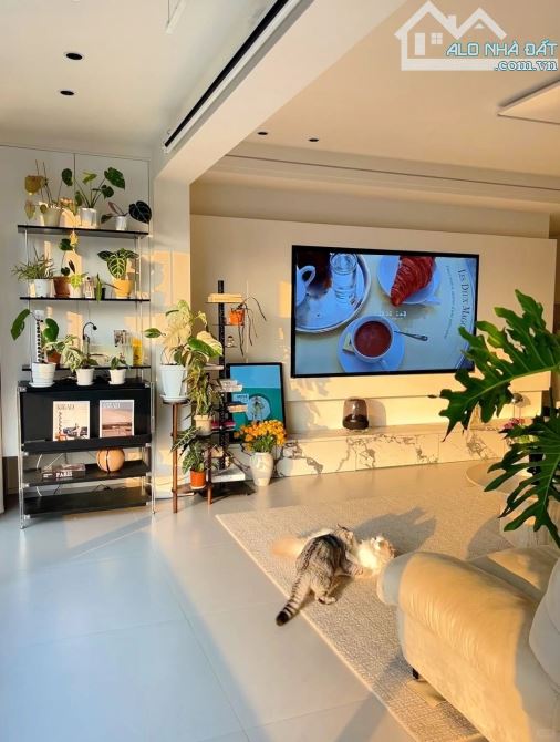 CỰC HIẾM !!! BÁN CĂN LÔ GÓC SIÊU ĐẲNG CẤP TÒA METROPOLIS LIỄU GIAI 105M2 - VIEW HỒ