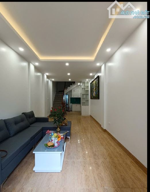 36 M2/ 7.x Tỷ/5 tầng/3.3 Mt/ Gia thượng. Ngọc thụy