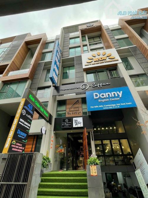 Siêu phẩm bán gấp toà nhà MT ngay Trương Văn Bang Q.2 - 7x17m Hầm 7 tầng HĐT 120t giá 38 t