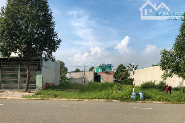 Bán đất đường nhựa gần bánh canh 2 tô, thị xã trảng bàng, dt 8x33, giá 2.2 tỷ