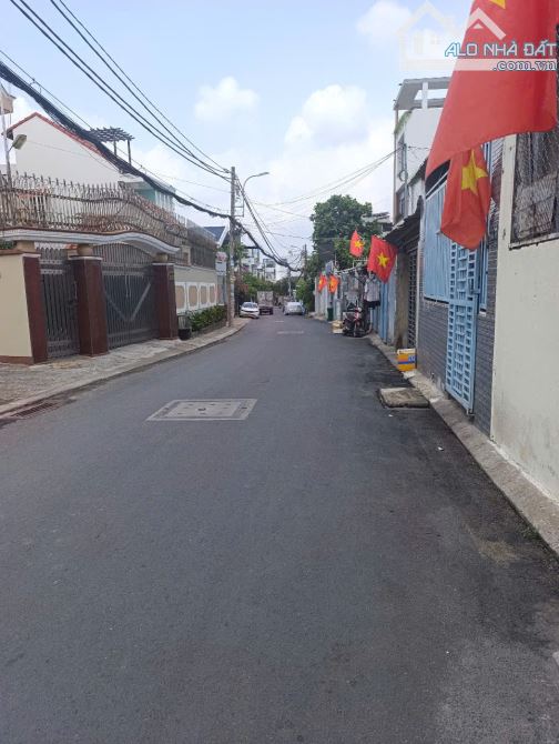 NHÀ 4 TẦNG PHÂN LÔ ĐƯỜNG 7M NGAY ĐẶNG VĂN BI, TRƯỜNG THỌ, THỦ ĐỨC CHỈ NHỈNH 7 TỶ