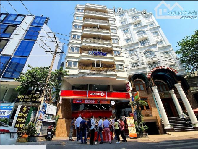 1 căn duy nhất. Bán khách sạn đường Hoàng Việt. DT 160m2(8x20m), 9 tầng, HĐT 250tr/th.