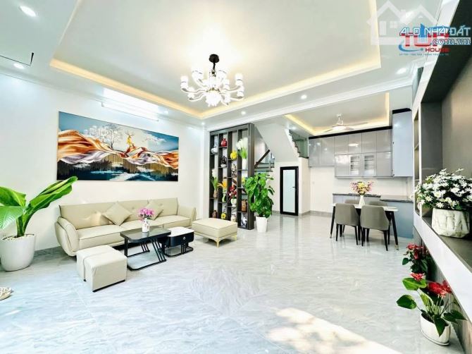 Bán nhà 4 tầng tại Chơ Đôn , Vĩnh Niệm , Lê Chân Giá  3 ty79