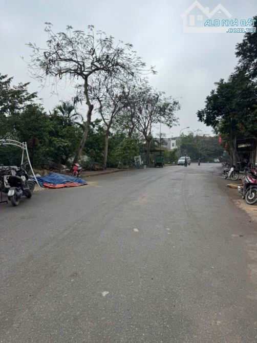Cần bán đất Vân Hà Đông Anh, sẵn nhà xưởng cho thuê, đường ô tô tải, giá 46tr/m2