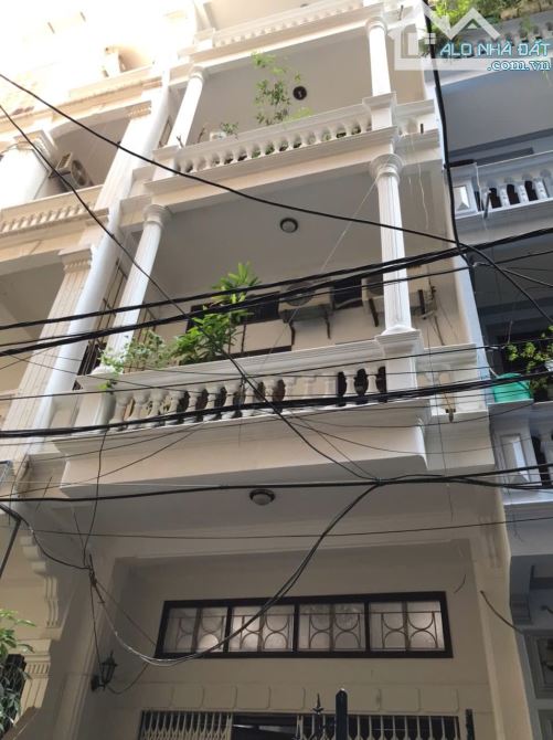 Giảm gần 1 tỷ cần bán gấp siêu phẩm phân lô ô tô tránh Trần Quốc Hoàn 60m2, 4T,