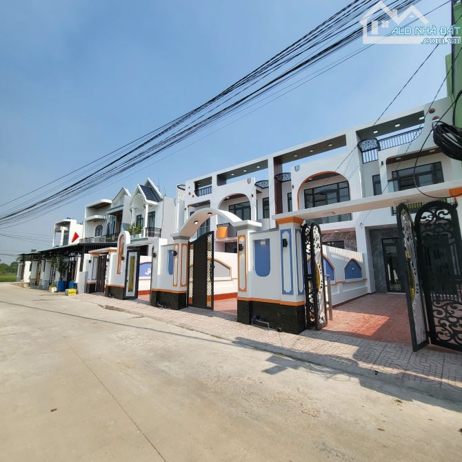 Biệt thự mini 200m2 full thổ cư đường Liên Xã cách KCN Cầu Tràm 1km - 10