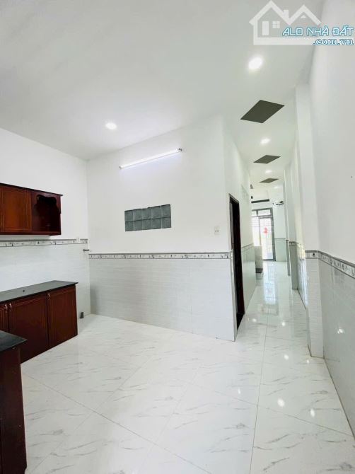 Nhà Mới 1 Lầu Tân Kim 4 x 19m , 3 Phòng Ngủ Đường Xe Hơi. Sổ Hồng Riêng Giá Rẻ - 10