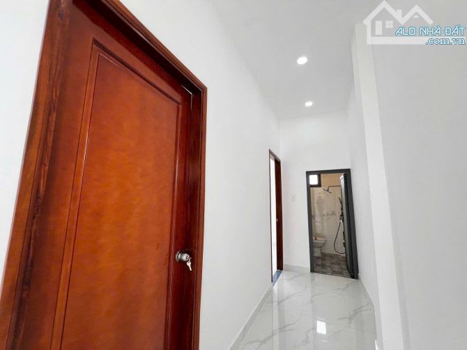 Nhà Đẹp 1 Lầu Tân Kim 4,5 x 15m, 4 Phòng Ngủ Đường Xe Tải Tới Nhà. Sổ Hồng Riêng Giá Rẻ - 11