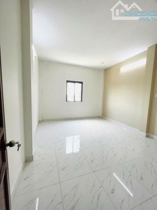 Nhà Mới 1 Lầu Tân Kim 4 x 19m , 3 Phòng Ngủ Đường Xe Hơi. Sổ Hồng Riêng Giá Rẻ - 11