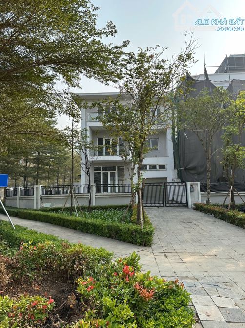 HÀNG HIẾM BIỆT THỰ ĐƠN LẬP LÔ GÓC TÂY HỒ 452M2