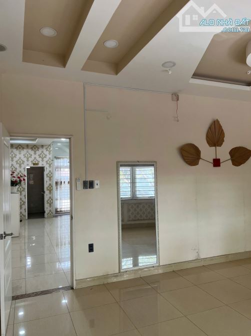 Bán nhá 1 trệt 5 lầu mặt tiền Huỳnh Văn Lũy, Quang Vinh, Biên Hòa, 75m2, giá 10 tỷ 600. - 1