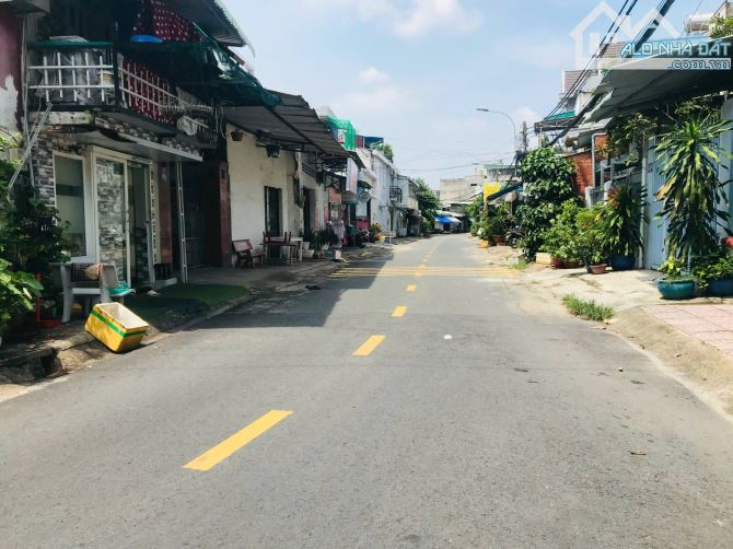 Bán gấp nhà mặt tiền ngay Chợ Nhỏ Lê Văn Việt. Giá 7.3 tỷ/100m2 - 3