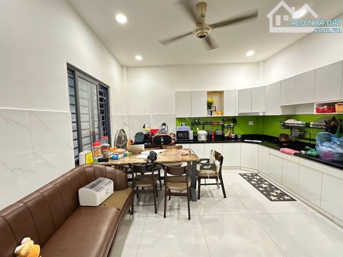 NHÀ HXH GẦN PHẠM VĂN CHIÊU - NGANG 4.2*16.5 (4PN) CHỦ TẶNG NỘI THẤT - HÀNG HIẾM KHU VỰC - 1