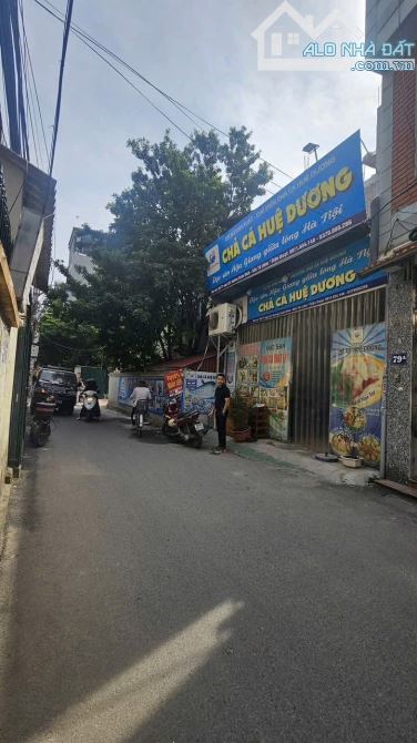 CẠNH CÔNG VIÊN HOÀ BÌNH NGOẠI GIAO ĐOÀN Ô TÔ TRÁNH KINH DOANH 136m MT5.2m NHÀ 2 TANG GIA 2 - 1