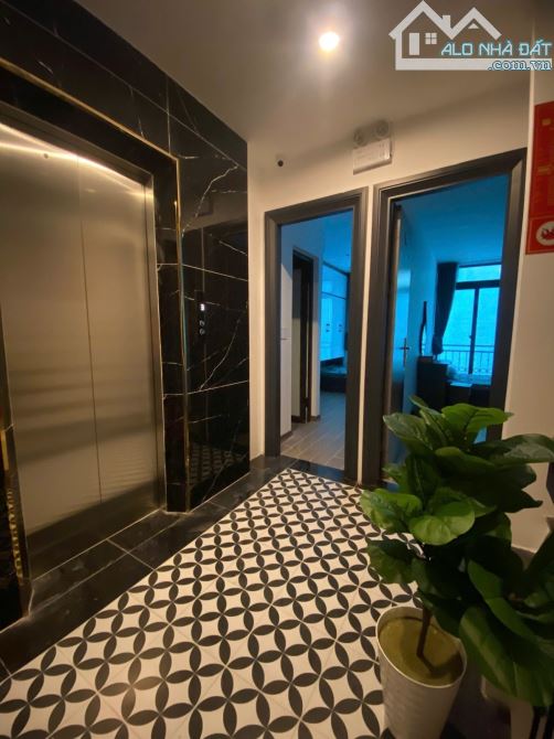 Bán tòa CCMN Dịch Vọng, Cầu Giấy, 88m2, 6 tầng thang máy, 18 phòng full nội thất cho thuê - 1