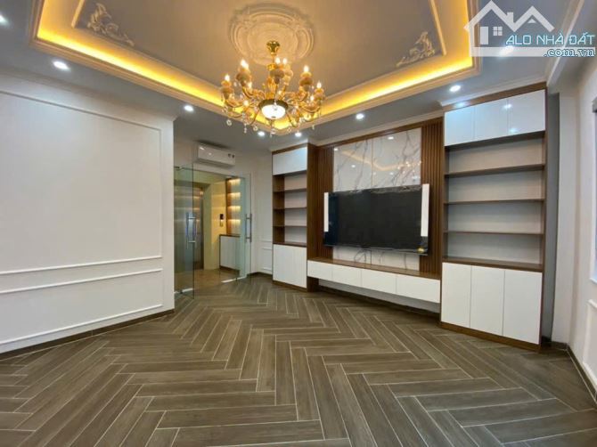 Bán nhà Tăng Thiết Giáp 50m2 - 7 Tầng Thang Máy - Ô TÔ vào nhà - Nhỉnh 12 tỷ (TL) - 1