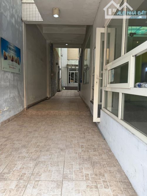 Bán nhà mặt tiền Điện Biên Phủ - 1