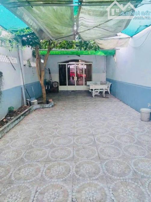 490 Triệu sang tên luôn căn nhà cấp 4 5x41m, ngay Chợ Trảng Bàng, Tây Ninh - 1