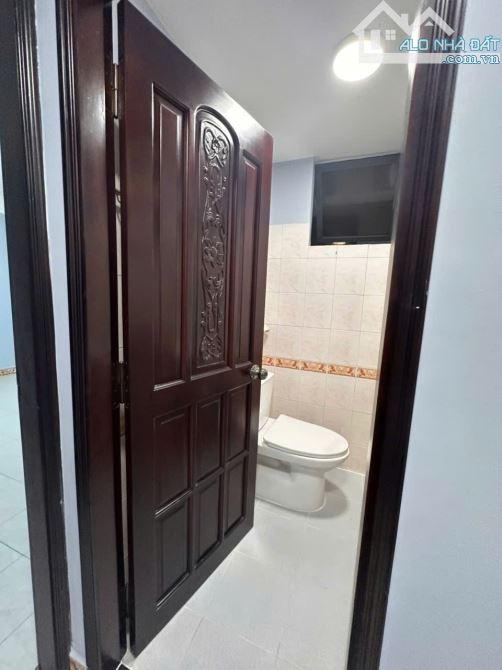 Bán nhà MT Nguyễn Chí Thanh-Đỗ Ngọc Thạnh, 5 tầng, vuông vức, nhà mới ở liền - 1