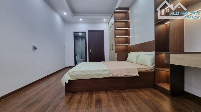 Bán nhà HỒ TÙNG MẬU, 33m2 x 5 Tầng. MỚI CỨNG, VỀ Ở LUÔN, Giá 6.8 tỷ. - 1