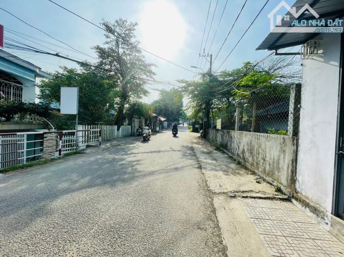 🎯🎯ĐẤT 3 MẶT TIỀN TRẦN PHÚ GẦN CHỢ BẾN NGỰ, TP HUẾ - 1