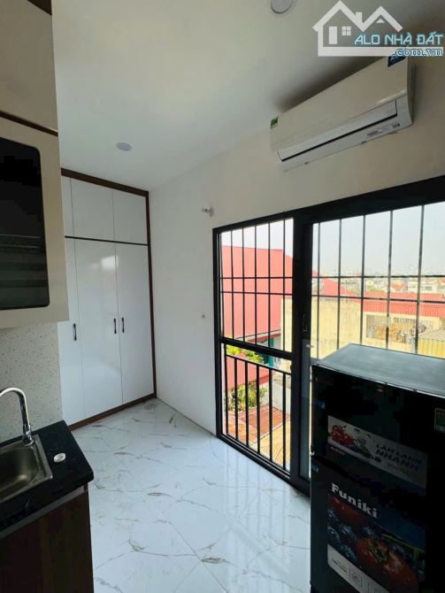 MỚI TINH TƯƠM! Bán CCMN 850 Đường Láng - 80m2 x MT 5,8m - 22PKK - 120tr/th - 23,5 tỷ. - 1