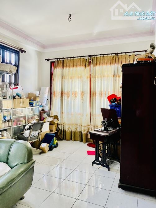 Nhà giá rẻ sát mặt tiền Trần Quang Diệu, 61m2, 3 tâng, cực tốt, chỉ 7 tỷ X - 1