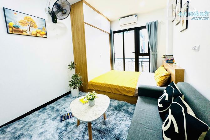 Cho Thuê CCMN Ngõ 136 Trung Liệt Đống Đa 25m2 Studio Ban Công Thang Máy Full Nội Thất Gần - 1