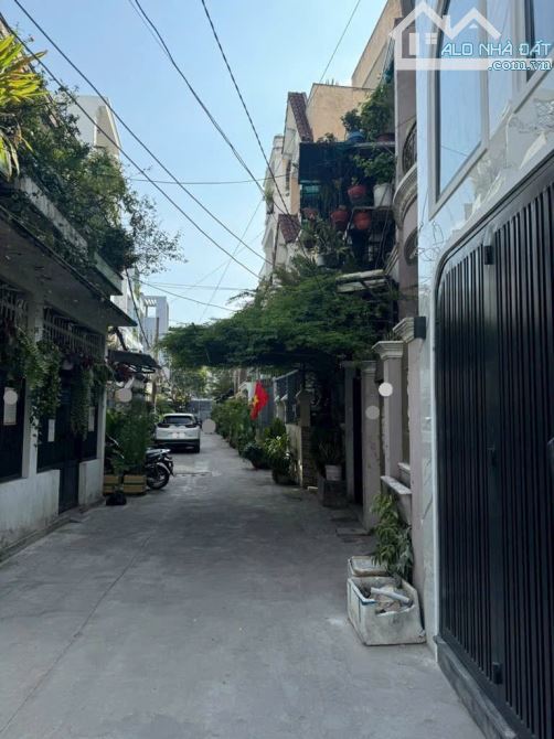 Nhà đẹp Bình Thạnh, gần Nguyễn Văn Đậu, 4,2x11,7=49m2, 3 tầng, ô tô vô nhà, 7,45tỷ - 1