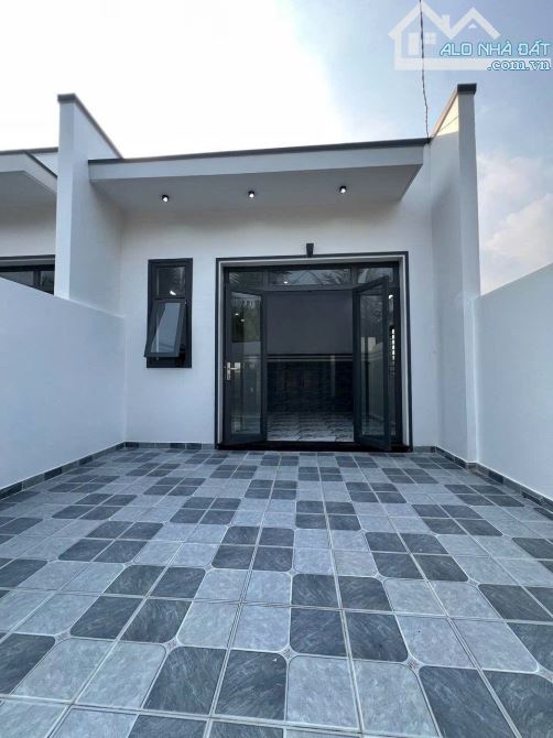 Nhà Cấp 4 Xây Kiên Cố 5,1 x 20m Ngay Lộc Hậu Mỹ Lộc. Sổ Hồng Riêng Giá Rẻ - 1
