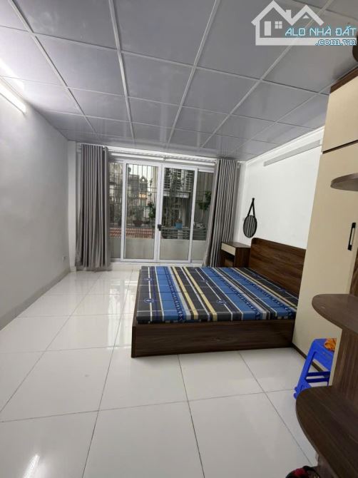 CỰC HIẾM- GẦN PHỐ- TRẦN KHÁT CHÂN-HAI BÀ TRƯNG- 60 M X 4T, GI.Á NGÃ CÂY - 1