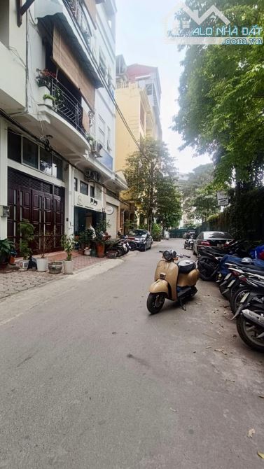 BÁN NHÀ PHỐ HOÀNG CẦU, PHÂN LÔ-Ô TÔ TRÁNH-KINH DOANH-SỔ VUÔNG A4 55M2 5T MT4.2M CHỈ 27 TỶ - 1