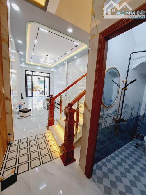 💥BÁN MẶT TIỀN KHU TÊN LỬA - 83M2, 3 TẦNG XÂY MỚI 100% - 6PN 4WC - CHỈ NHỈNH 9 T - 1