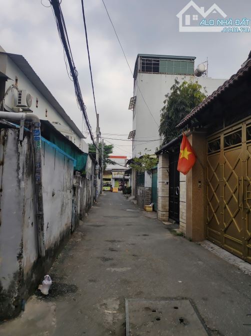 Nhà xưởng hẻm đường Đông Hưng Thuận 02, 5x18m, giá 5.9 tỷ - 1