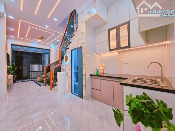 ⚠️GẤP CẦN BÁN! Nhà đường Nguyễn Thị Minh Khai – 77m² – 5 tầng – Giá 10.8 tỷ – NỞ HẬU 6.7m - 1
