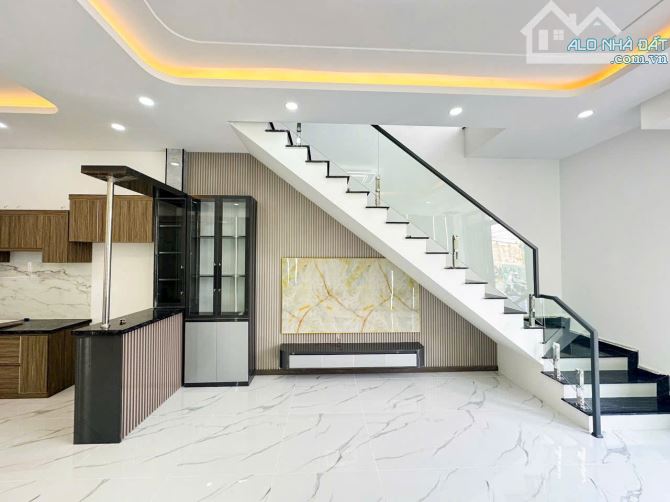 CHỦ GỬI BÁN NHÀ 1 TRỆT 1 LẦU HOÀN CÔNG TĐC PHƯỜNG BỬU HOÀ - BIÊN HOÀ, SỔ RIÊNG, TẶNG NỘI T - 1