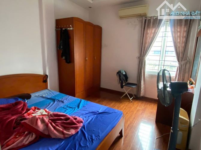 Mặt phố Nguyễn Trãi, 2 thoáng, KD sầm uất. 38m2 x 5 tầng, MT 3.5m. Chỉ 15 tỷ! - 1