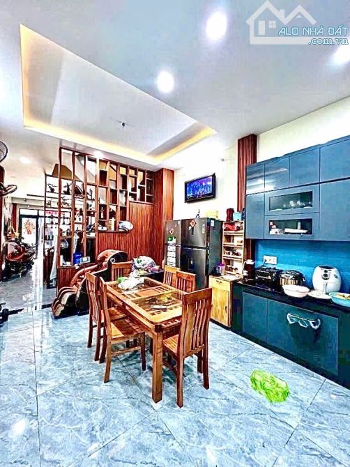 ✨ NHÀ 4 TẦNG, HXH LÊ TRỌNG TẤN, sau lưng AEON, THÔNG SỐ ĐẸP: Ngang 4.1M x Dài 17M - 7,2 TỶ - 12