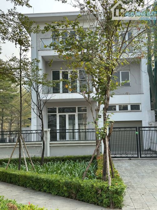 HÀNG HIẾM BIỆT THỰ ĐƠN LẬP LÔ GÓC TÂY HỒ 452M2