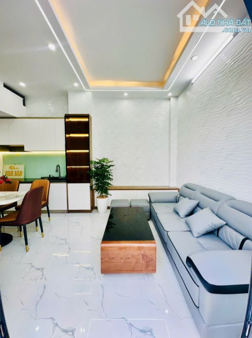 Nhà 1 Trệt 2 Lầu Mặt Tiền Hẻm 235 ĐỒNG VĂN CỐNG vừa ở vừa Kinh Doanh - 2