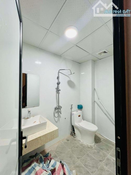 Nhà đẹp Định Công Thượng, TT Hoàng Mai, ở ngay, full nội thất, 30m2, 5.5 tầng, 8.6 tỷ - 2