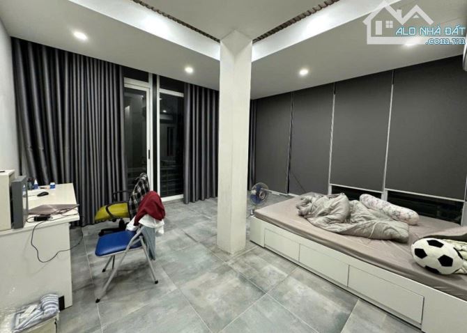 Biệt Thự-Bán Đảo Linh Đàm-254m2, xây 4 tầng, mặt tiền 12.5m. Giá thương lượng - 2
