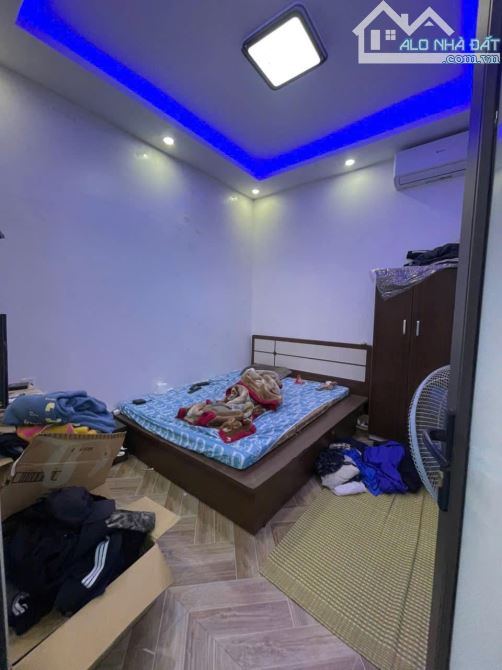 2,15 TỶ – BÁN NHÀ 3 TẦNG 77 DƯ HÀNG, NGÕ THÔNG, VỊ TRÍ TRUNG TÂM - 2