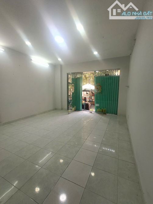 Cần bán rẻ Shophouse 4.5 x 12.65m 1 trệt 1 lầu Him Lam Q8 TP.HCM - 2