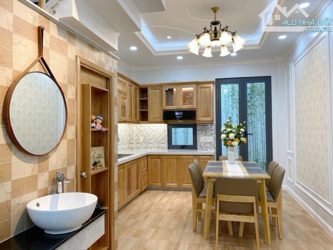 Giảm 400tr, tuyệt phẩm nhà 47m2, 4 tầng BTCT, 4PN, 3WC, HXH, Phạm Văn Chiêu, Gò Vấp,6.5 T - 2